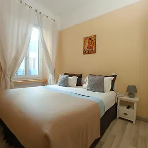 La Tour Hotel